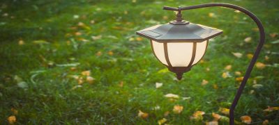 Outdoor lighting fixtures help add decorative pieces.
